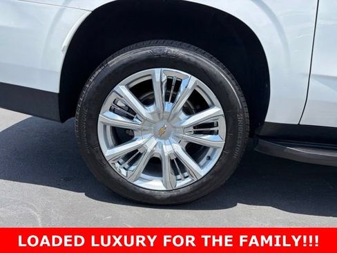 Used 2022 Chevrolet Suburban High Country AWD/4WD image 7