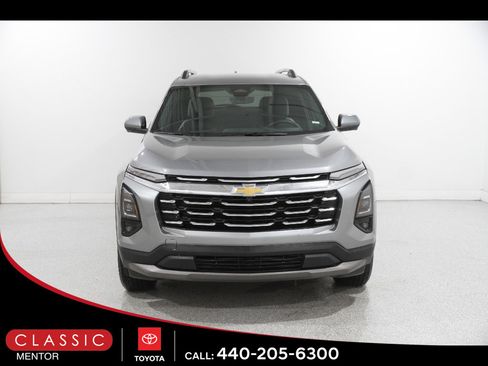 Used 2025 Chevrolet Equinox LT w/ Convenience Package II AWD/4WD image 2