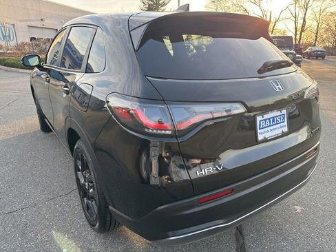 Used 2025 Honda HR-V Sport image 4