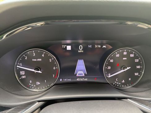 Used 2021 Buick Envision Essence w/ Technology Package I FWD image 28