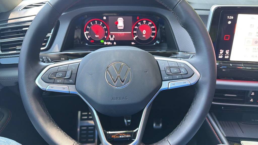 New 2026 Volkswagen Atlas Peak Edition AWD/4WD image 13