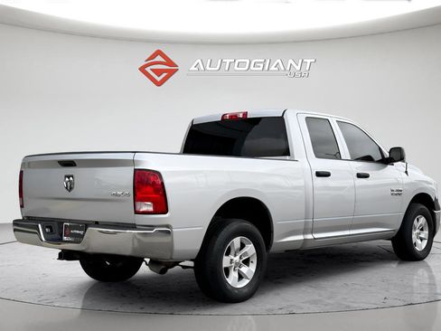 Used 2017 RAM 1500 ST w/ SXT Appearance Group image 12