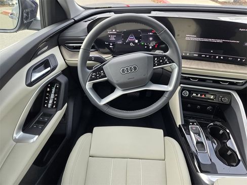 New 2025 Audi Q5 Premium Plus image 13