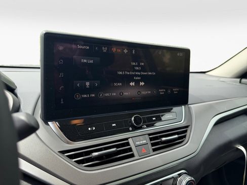 New 2026 Nissan Altima 2.5 SR FWD image 21