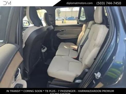Used 2026 Volvo XC90 T8 Plus w/ Protection Package Premier AWD/4WD image 10