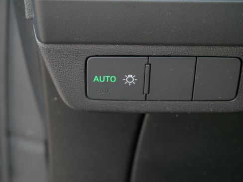 Used 2024 Audi Q4 e-tron Premium Plus w/ Premium Plus AWD/4WD image 26