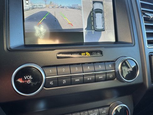 Used 2019 Ford Expedition Limited w/ Equipment Group 302A image 26