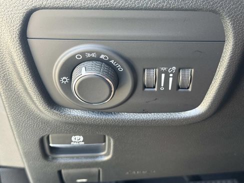 New 2026 Jeep Grand Cherokee Laredo RWD image 20