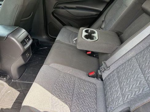 Used 2024 Chevrolet Equinox LT w/ LPO, Floor Liner Package FWD image 31