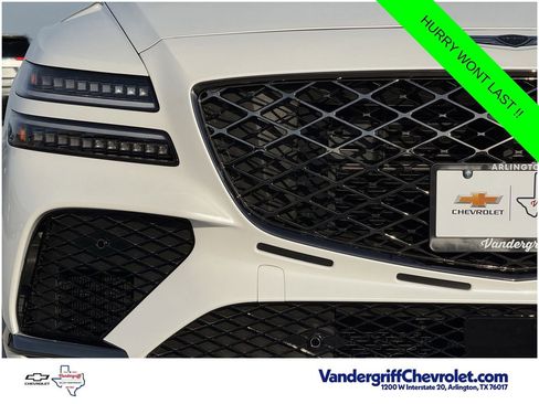 Used 2025 Genesis GV80 3.5T e-SC AWD/4WD image 7