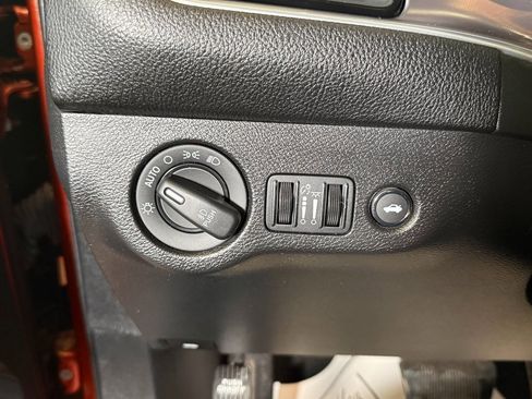 Used 2021 Dodge Challenger SXT w/ Blacktop Package image 18