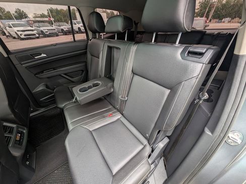 Used 2021 Volkswagen Atlas SE image 18