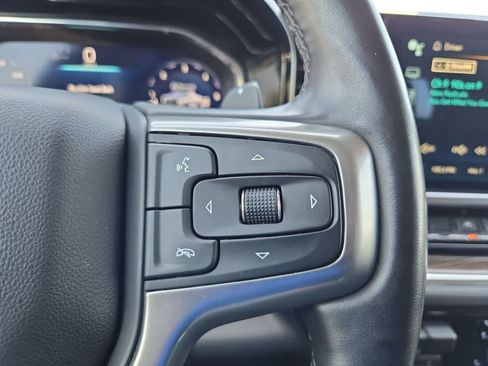 Used 2024 Chevrolet Silverado 1500 LT Trail Boss w/ Convenience Package II AWD/4WD image 22