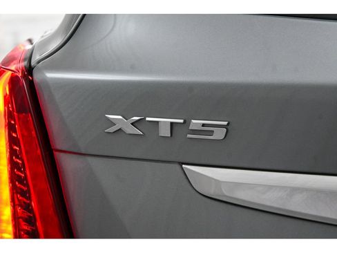 Used 2024 Cadillac XT5 Premium Luxury FWD image 56