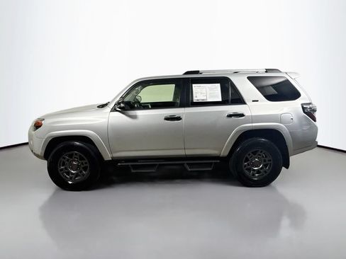 Used 2020 Toyota 4Runner SR5 Premium w/ TRD Performance Package AWD/4WD image 4