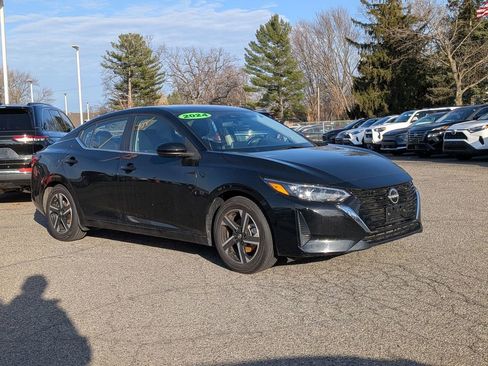 Used 2024 Nissan Sentra SV image 7