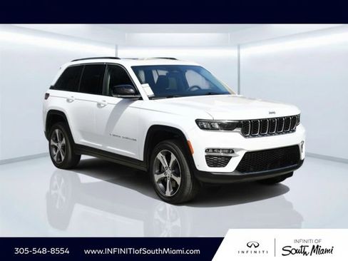 Used 2023 Jeep Grand Cherokee 4xe w/ Luxury Tech Group II image 3