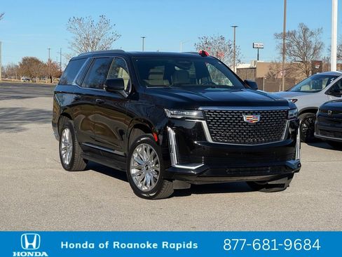 Used 2024 Cadillac Escalade Premium Luxury image 45