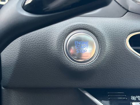 Used 2023 Hyundai Sonata Limited image 22