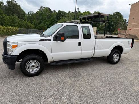 Used 2016 Ford F250 XL w/ Power Equipment Group AWD/4WD image 10