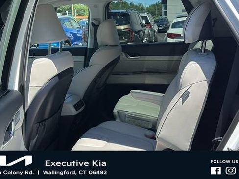 Used 2025 Hyundai Palisade Calligraphy AWD/4WD image 24