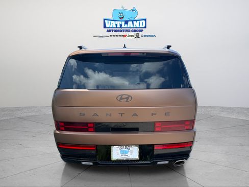 Used 2024 Hyundai Santa Fe Calligraphy FWD image 4