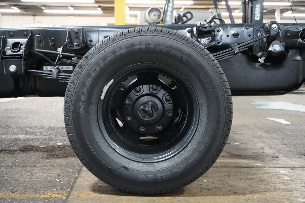New 2027 RAM 3500 Tradesman AWD/4WD image 28