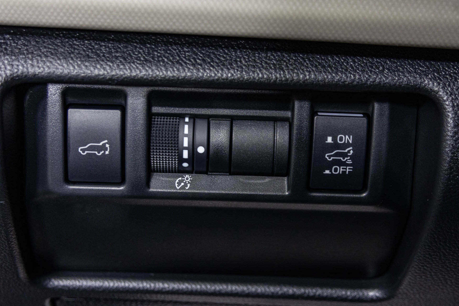Used 2025 Subaru Forester Limited AWD/4WD image 35