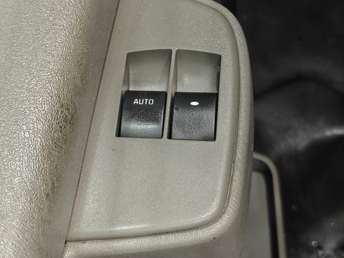 Used 2021 Chevrolet Express 3500 w/ Power Convenience Package image 35