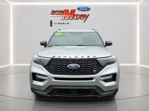 Used 2020 Ford Explorer ST image 2