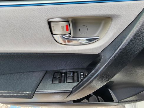 Used 2016 Toyota Corolla LE image 20