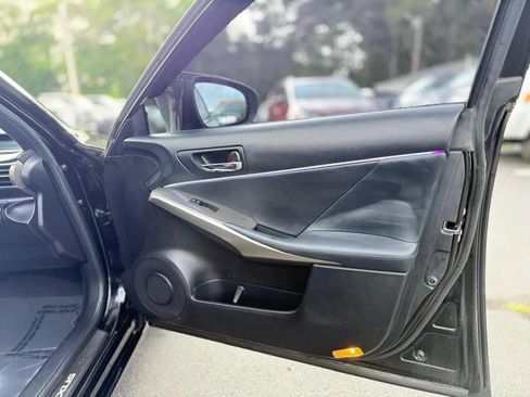 Used 2014 Lexus IS 250 w/ F-Sport Package RWD image 13