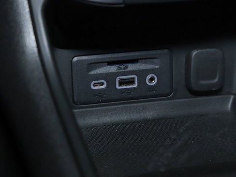 Used 2023 GMC Terrain AT4 w/ Tech Package image 27