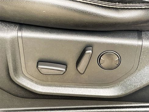 Used 2019 Ford F150 Lariat w/ Equipment Group 502A Luxury image 21