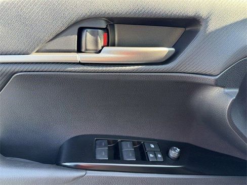 New 2026 Toyota Camry SE FWD image 21