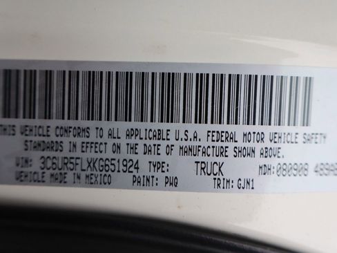 Used 2019 RAM 2500 Laramie image 46