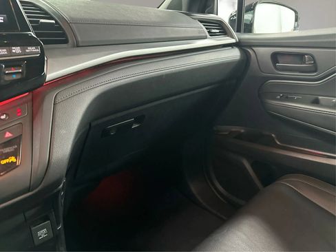 Used 2025 Honda Odyssey Sport-L image 28