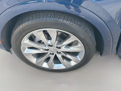 Used 2023 Buick Envision Avenir image 37