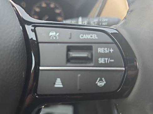 Used 2023 Honda CR-V EX-L image 18