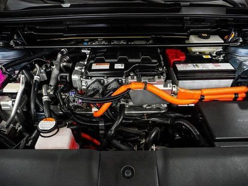 Certified 2023 Lexus RZ 450e Premium w/ Accessory Package (Z1) image 27