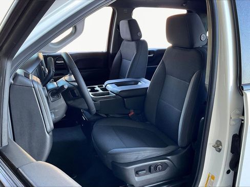 Used 2022 Chevrolet Silverado 2500 LT w/ Convenience Package image 21