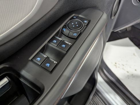Used 2025 Ford Expedition Active AWD/4WD image 23