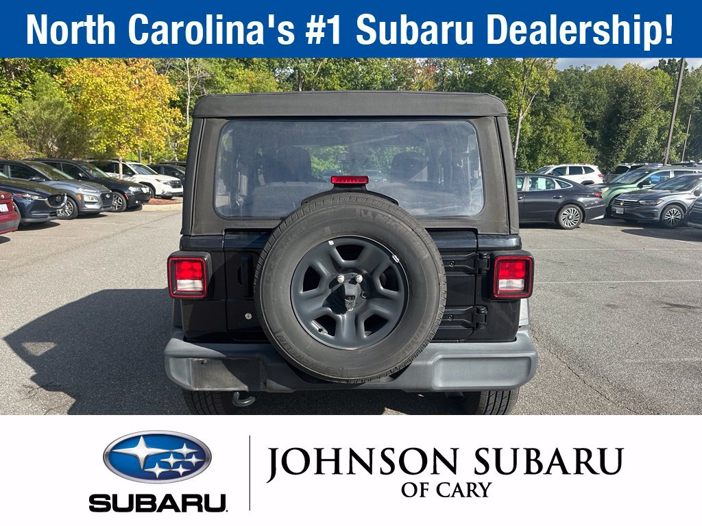 Used 2021 Jeep Wrangler Sport AWD/4WD image 4