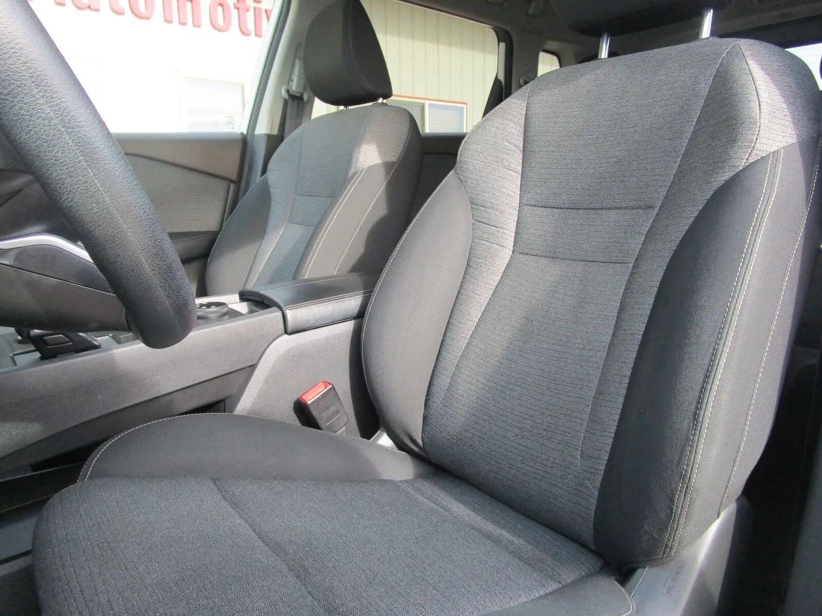 Used 2022 Nissan Rogue SV AWD/4WD image 23