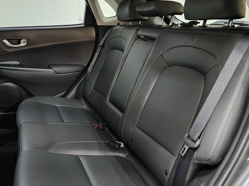 Used 2022 Hyundai Kona Limited image 17