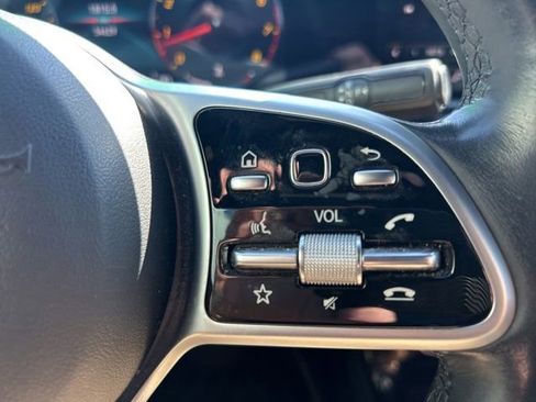 Used 2019 Mercedes-Benz A 220 image 7