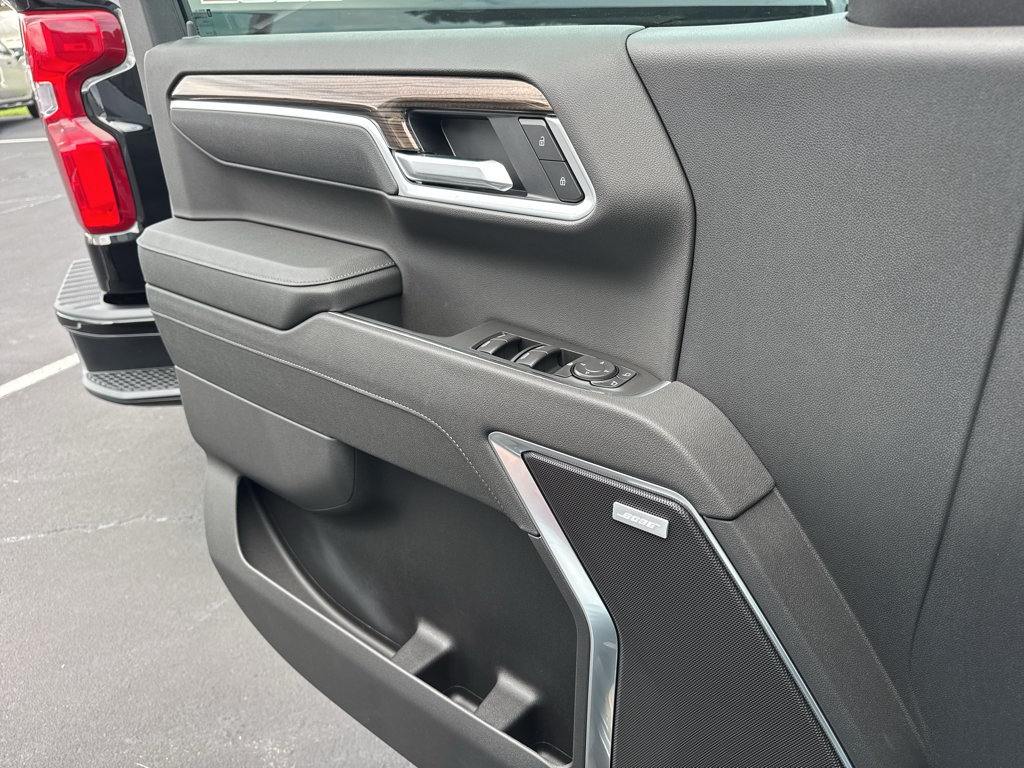 New 2026 Chevrolet Silverado 1500 RST w/ Convenience Package II AWD/4WD image 22