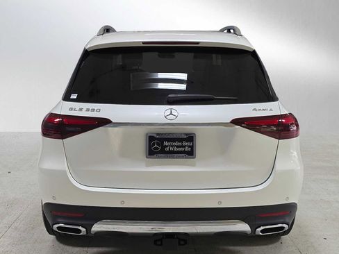 Used 2024 Mercedes-Benz GLE 350 4MATIC image 4