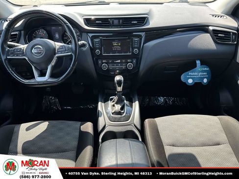 Used 2021 Nissan Rogue Sport SV AWD/4WD image 14