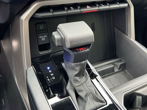 New 2026 Toyota Tundra SR5 AWD/4WD image 17